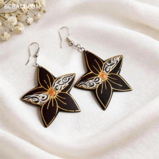 New Handcrafted Beautiful Painting Wood Earrings